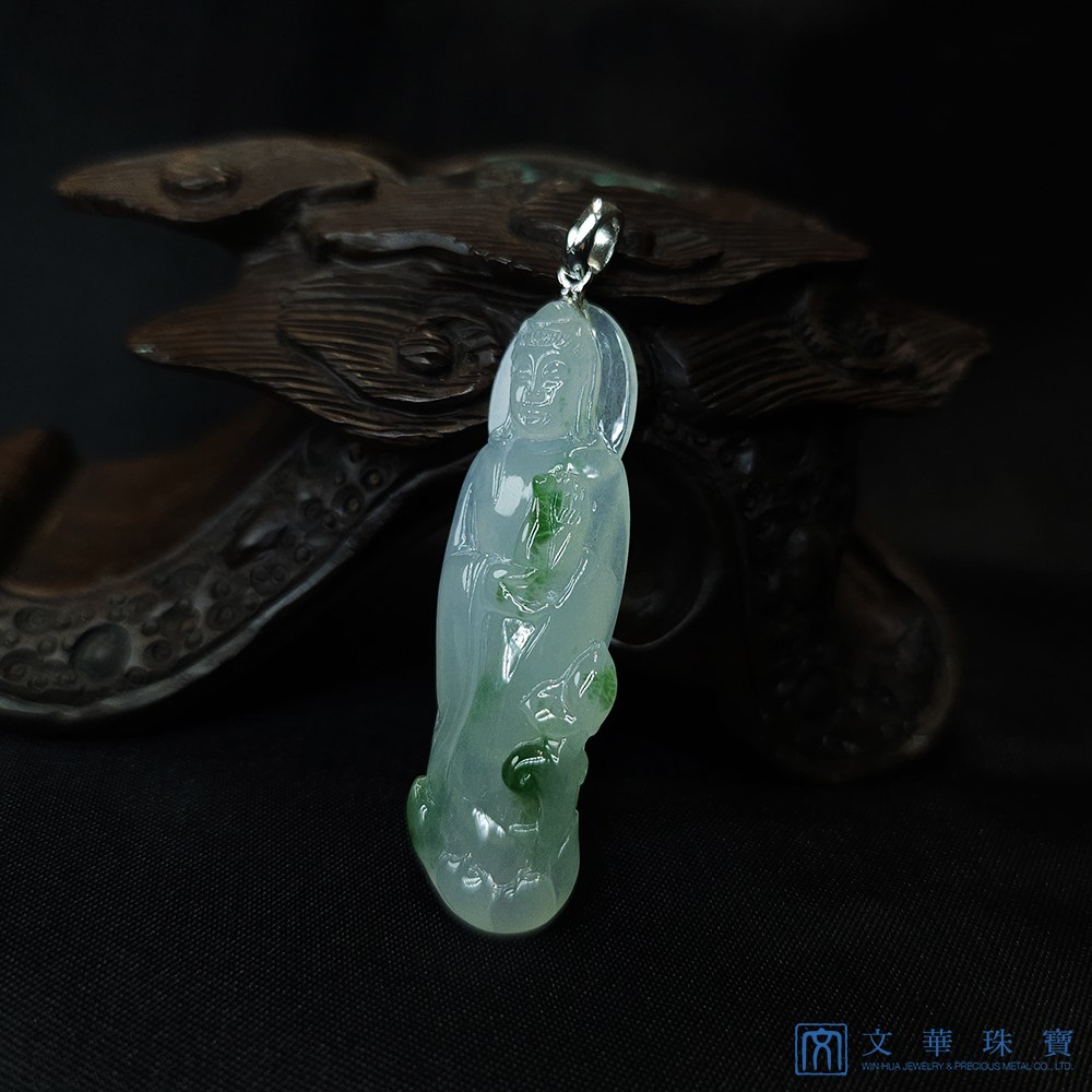 冰種飄綠觀音玉墜