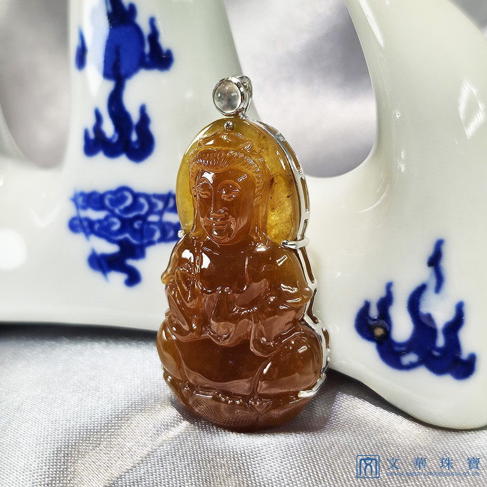冰種紅翡翠觀音玉墜 附中國寶石鑑定證書