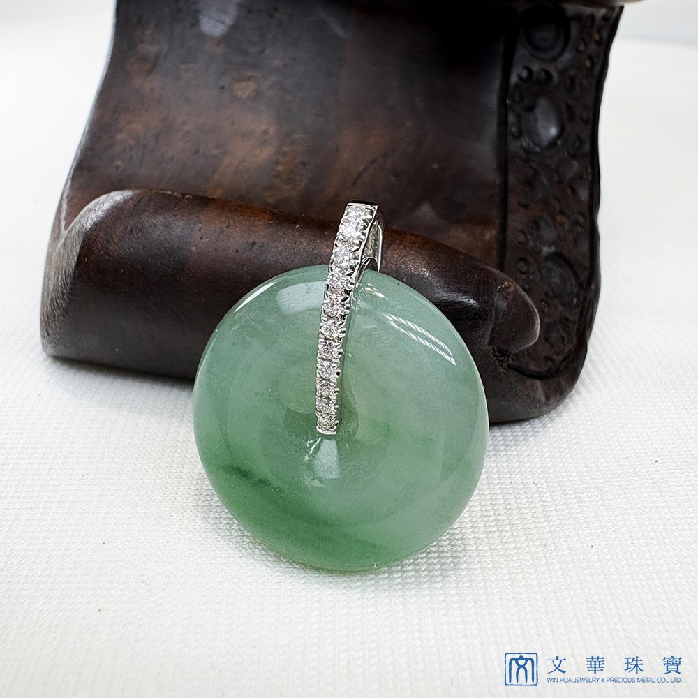 漸層翠綠平安扣翡翠鑽墜(已售出)