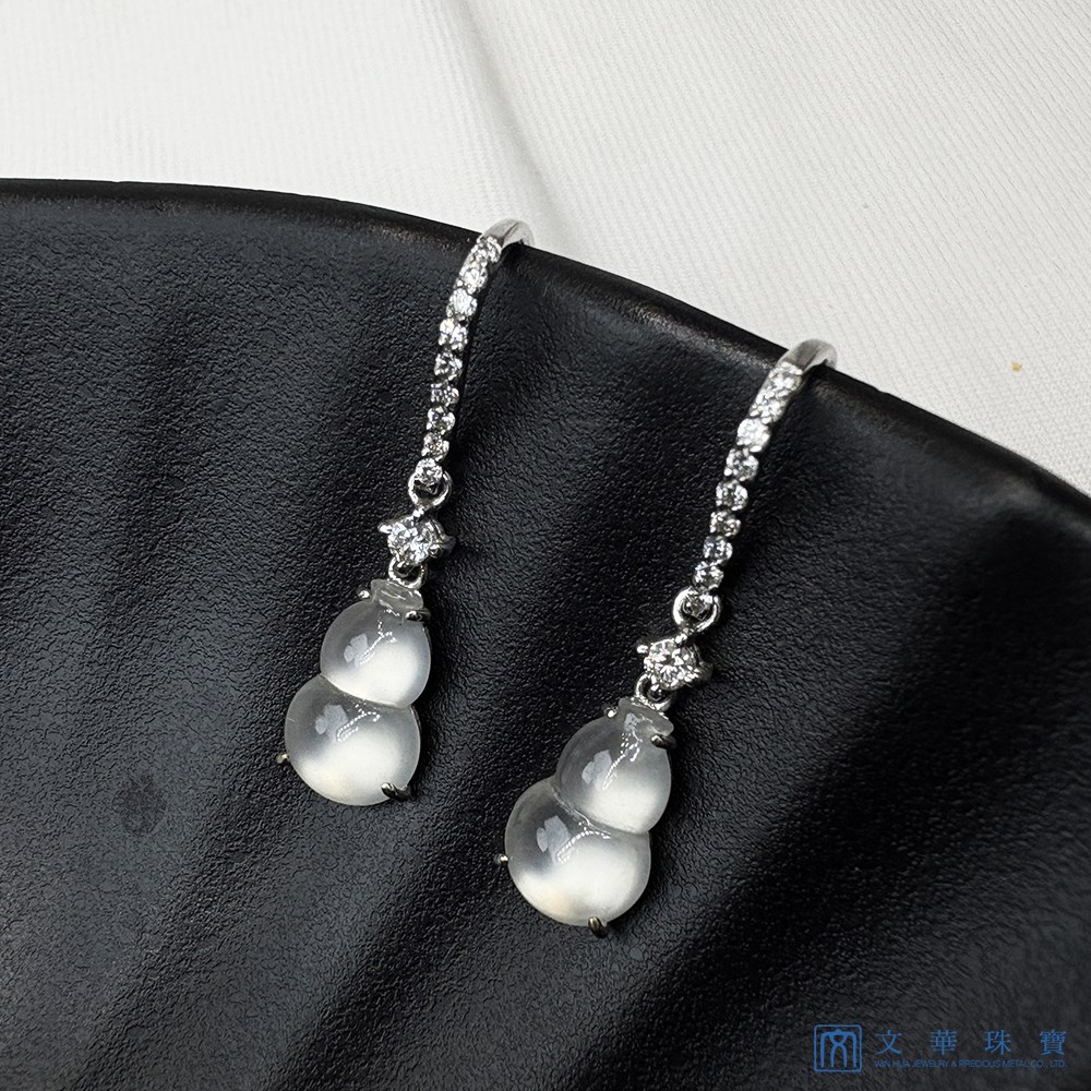 翡翠玻璃種葫蘆鑽石耳環