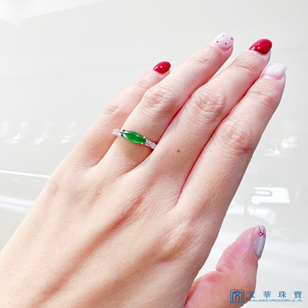 翡翠隨形如葉鑽石線戒 國際圍11圍