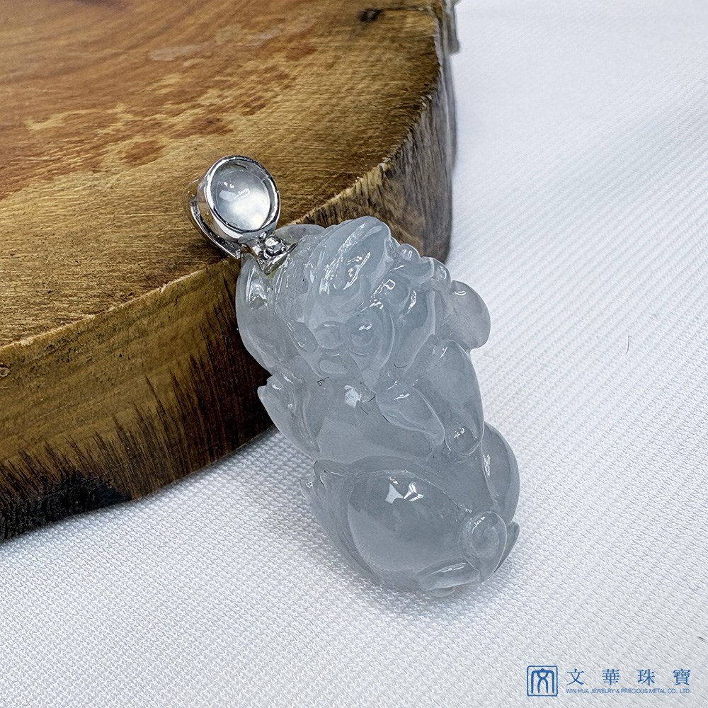 冰潤灰藍貔貅玉墜 