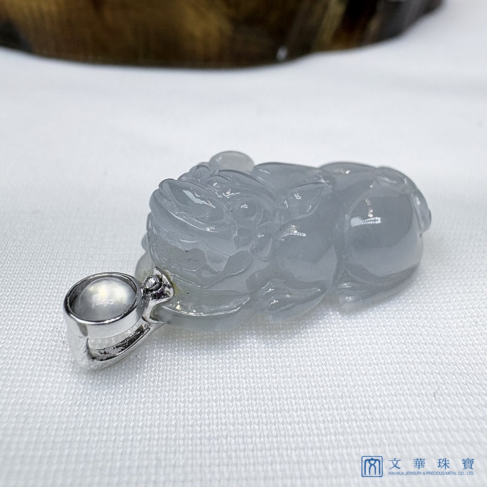 冰潤灰藍貔貅玉墜 